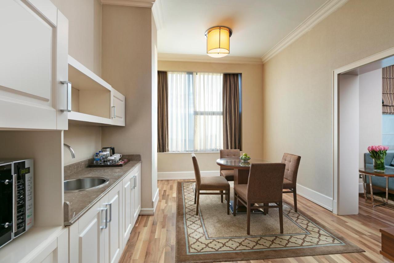 Titanic Business Kartal Отель 5*