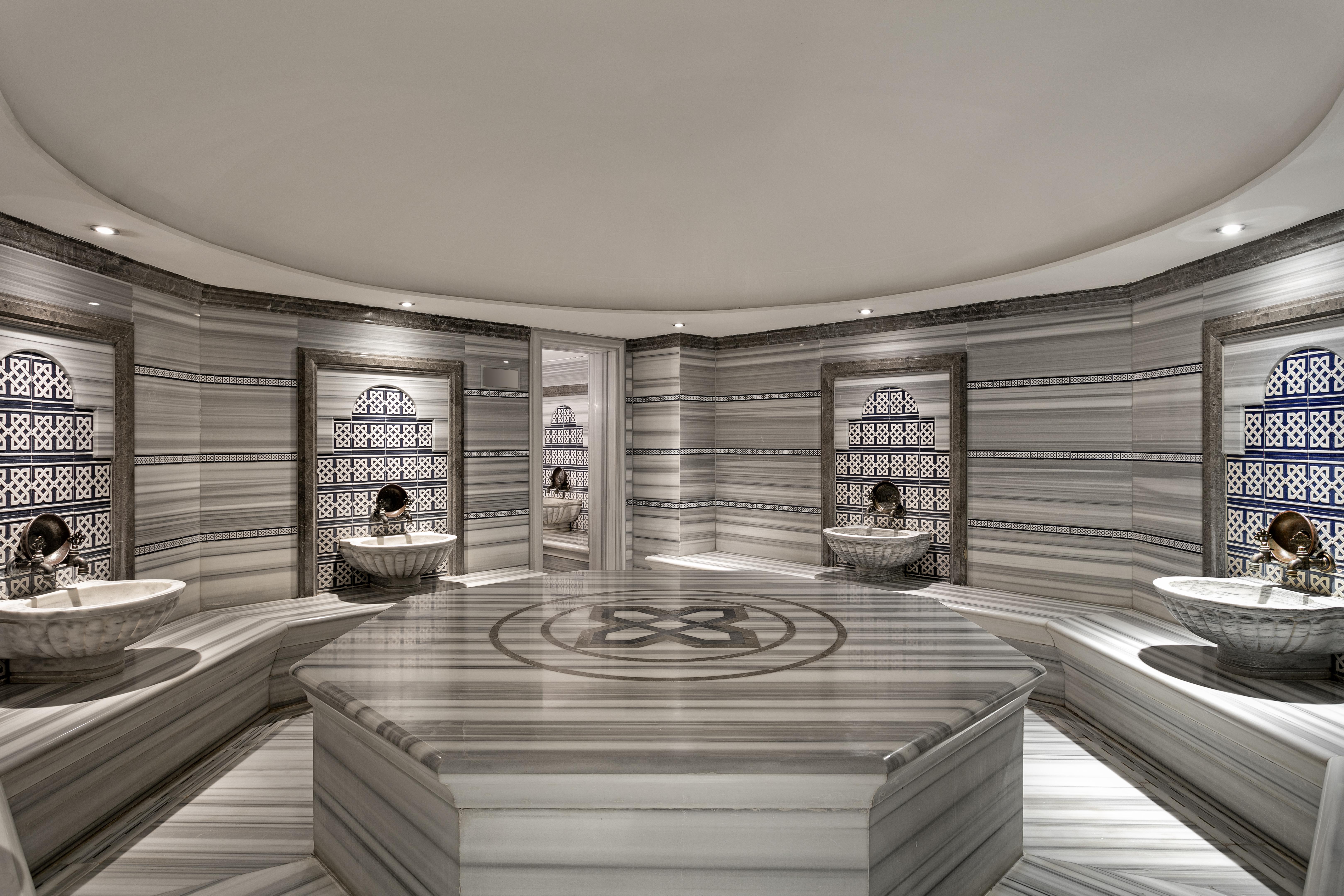 Titanic Business Kartal Стамбул