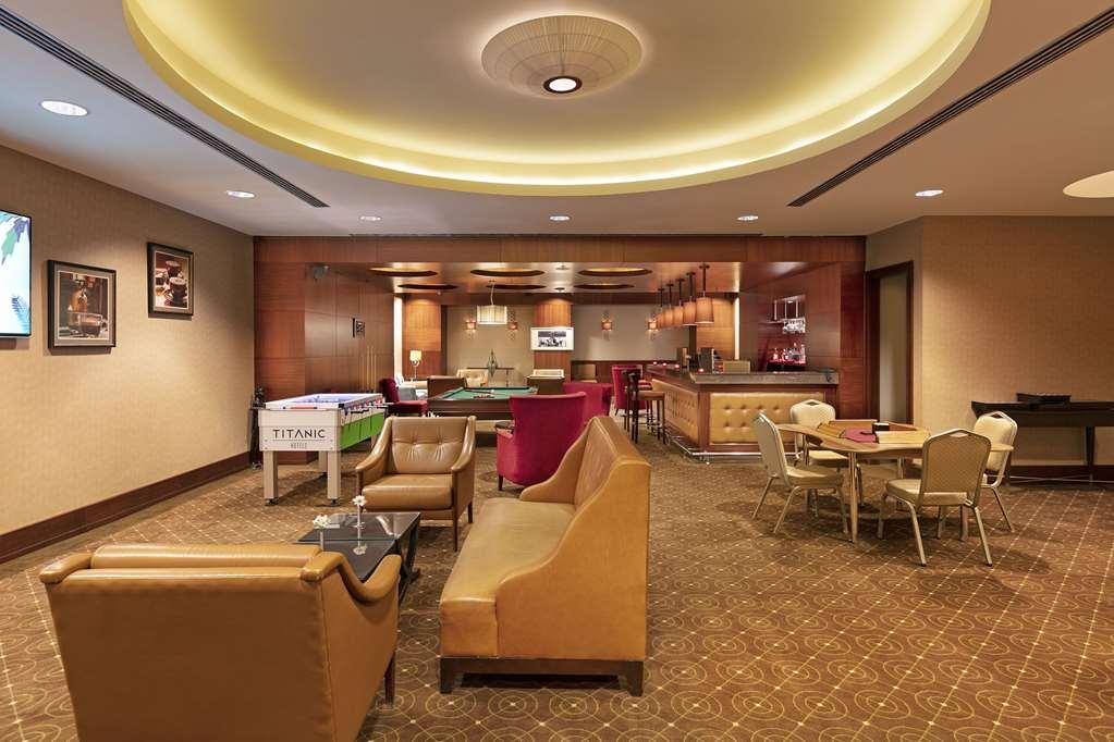 Отель Titanic Business Kartal 5*
